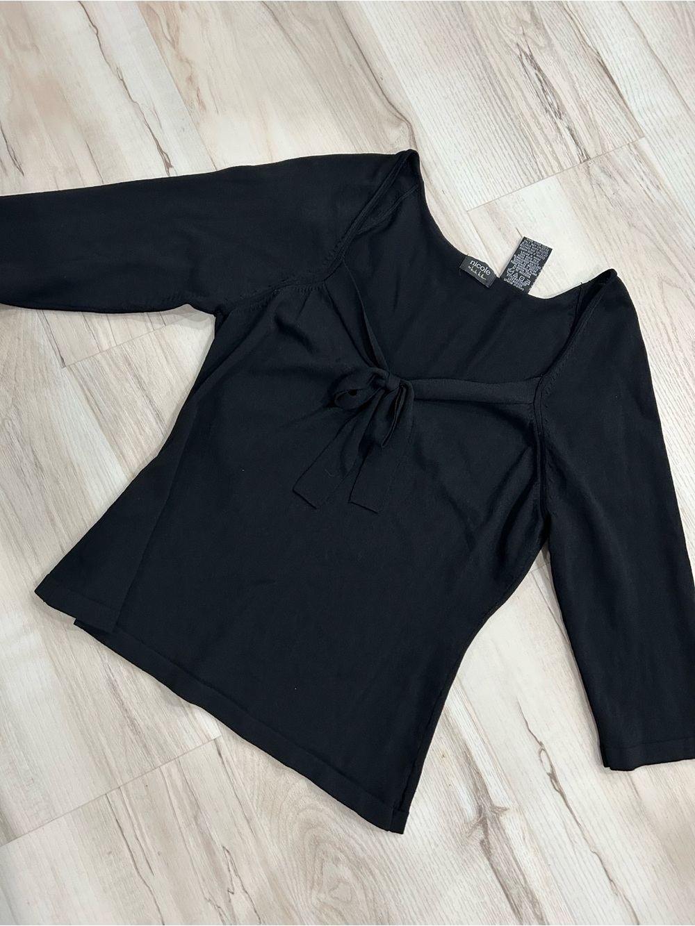 Nicole by Nicole Miller Black Tie-Front Long Sleeve Top